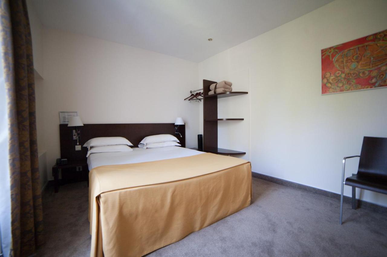 Hotel La Beauze 오뷔송 외부 사진